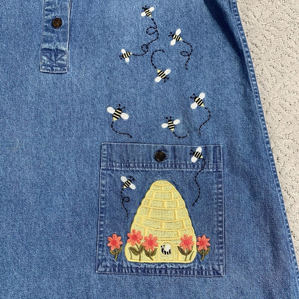 CJ Banks Denim Jumper Dress Womens 16W Blue Bee Embroidered Midi Pinafore - Picture 3 of 10